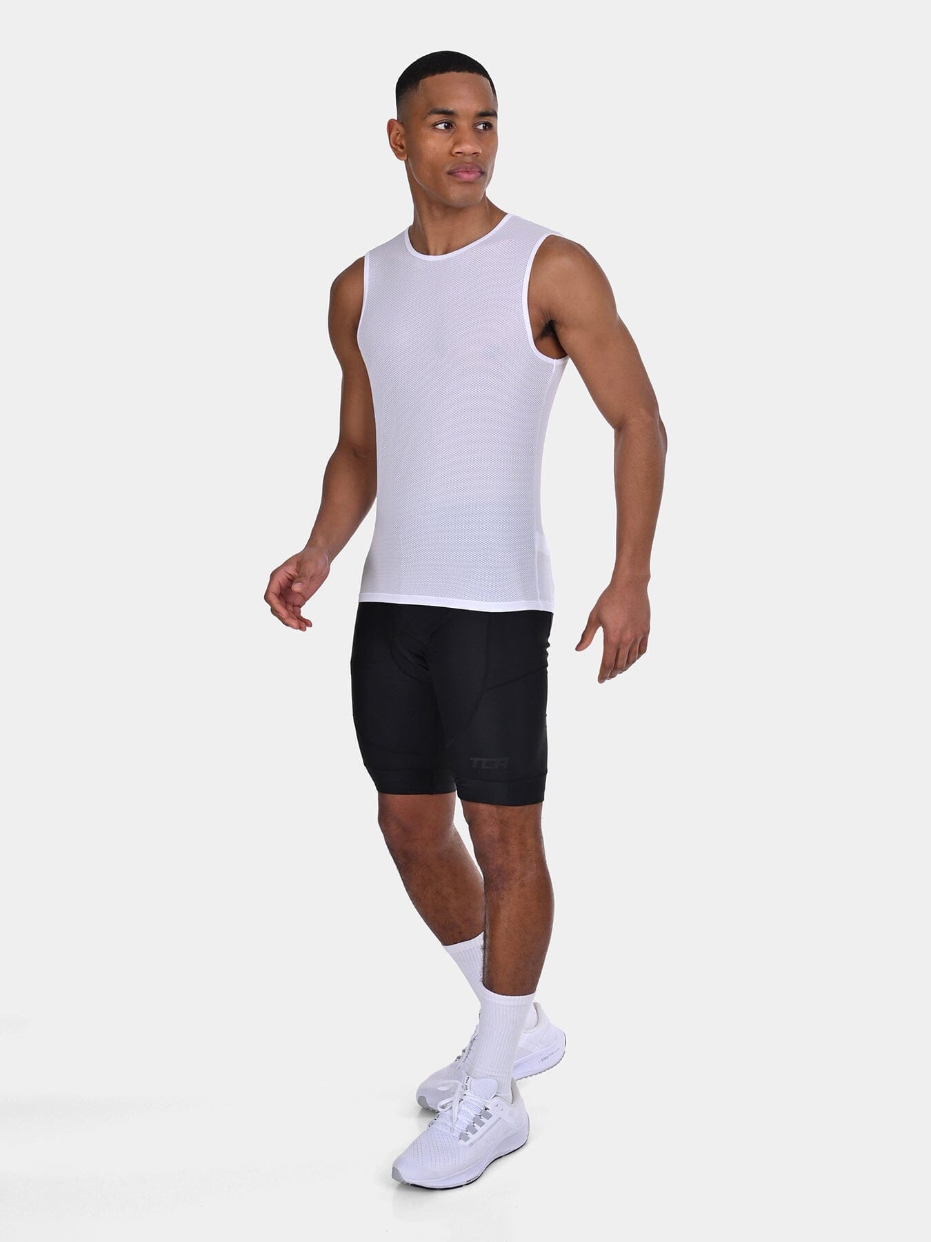 TCA Men's Cycling Gilet - Lightweight Breathable Sleveless Base Layer Biking Vest - Windproof Quickdry Athletic Fit